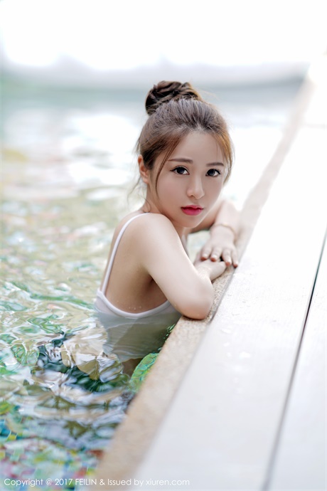 张静燕.jpg